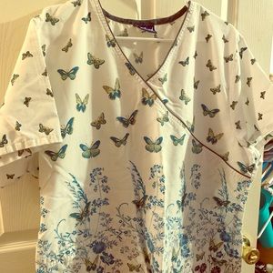 Tafford XL Butterflies Scrub Top